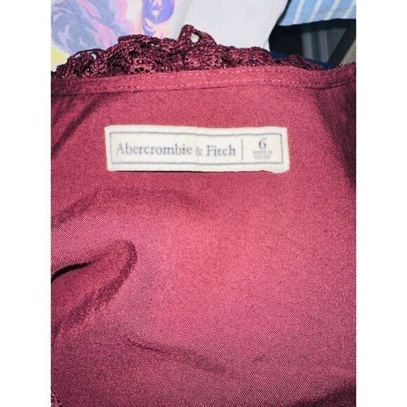 C10 Abercrombie & Fitch Lace Fit & Flare Dress Size 6 V-Neck Party Burgundy Maro - Picture 5 of 6